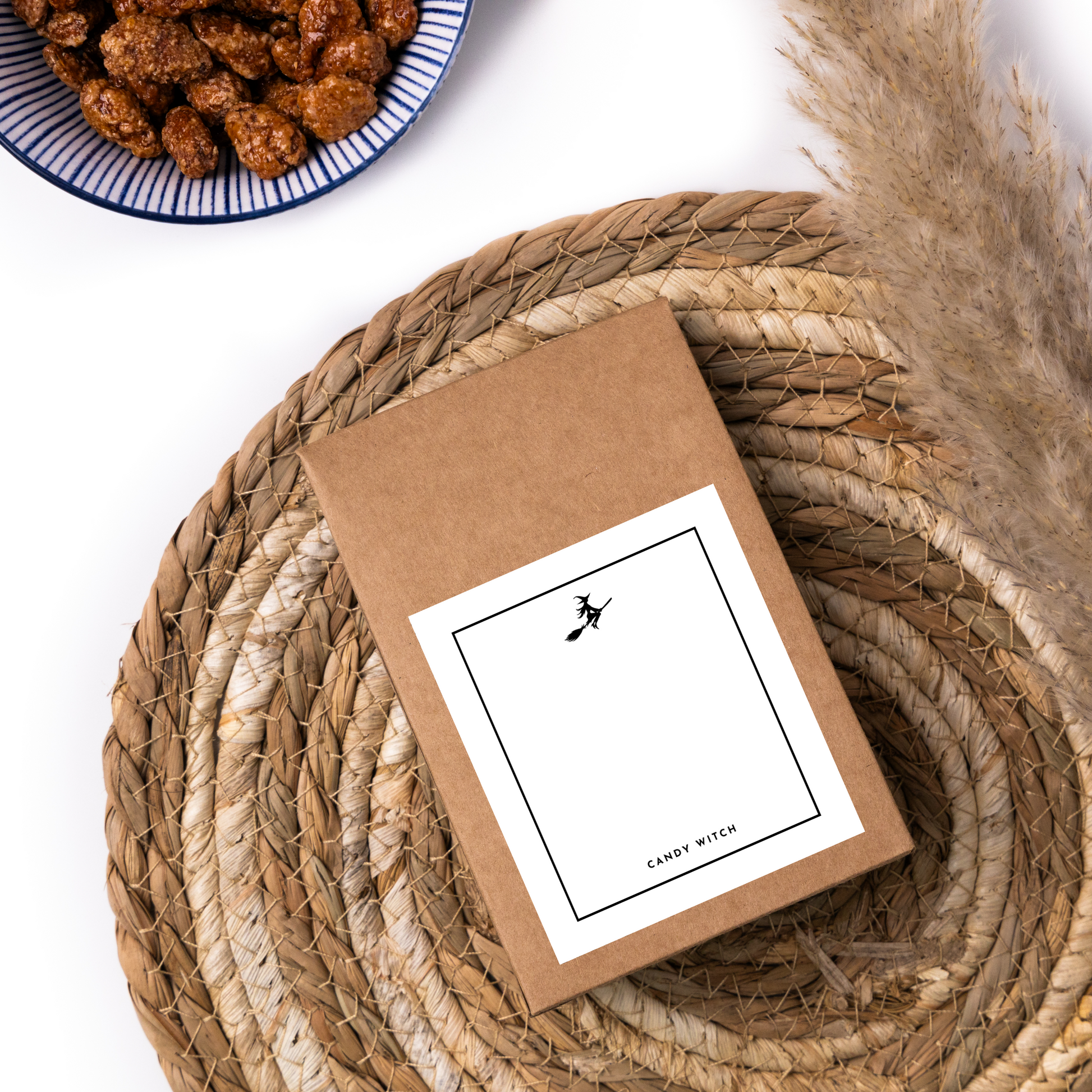 aufbewahrung gebrannte mandeln Frisch gebrannte Erdnüsse oder Mandeln als persönliches Geschenk verpackt. – Candy Witch